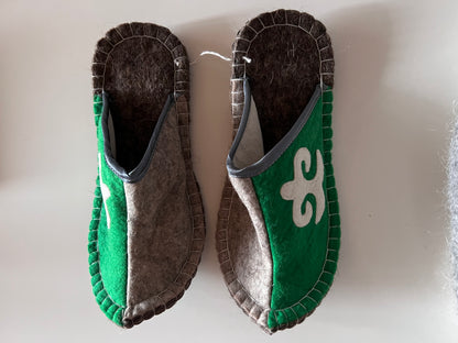 Filzhausschuhe / Nomadenschuhe